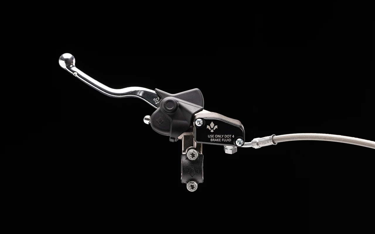 Rear hand brake master cylinder (Brembo)
